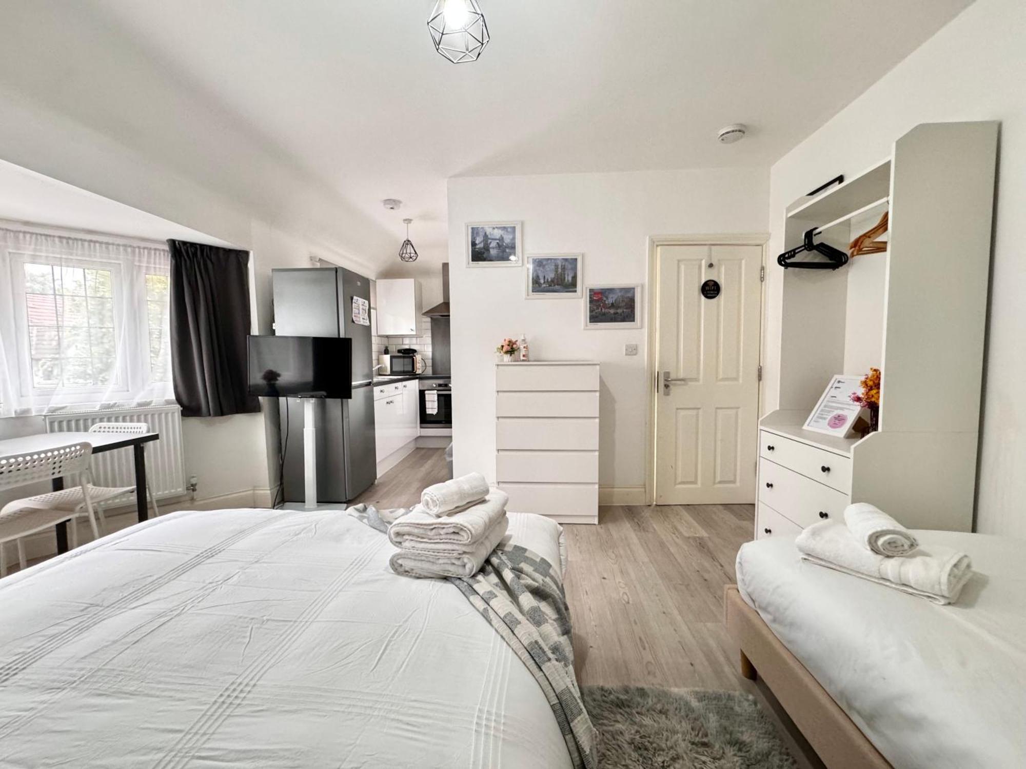 Charming Studio 30Min To Central London Londres Exterior foto