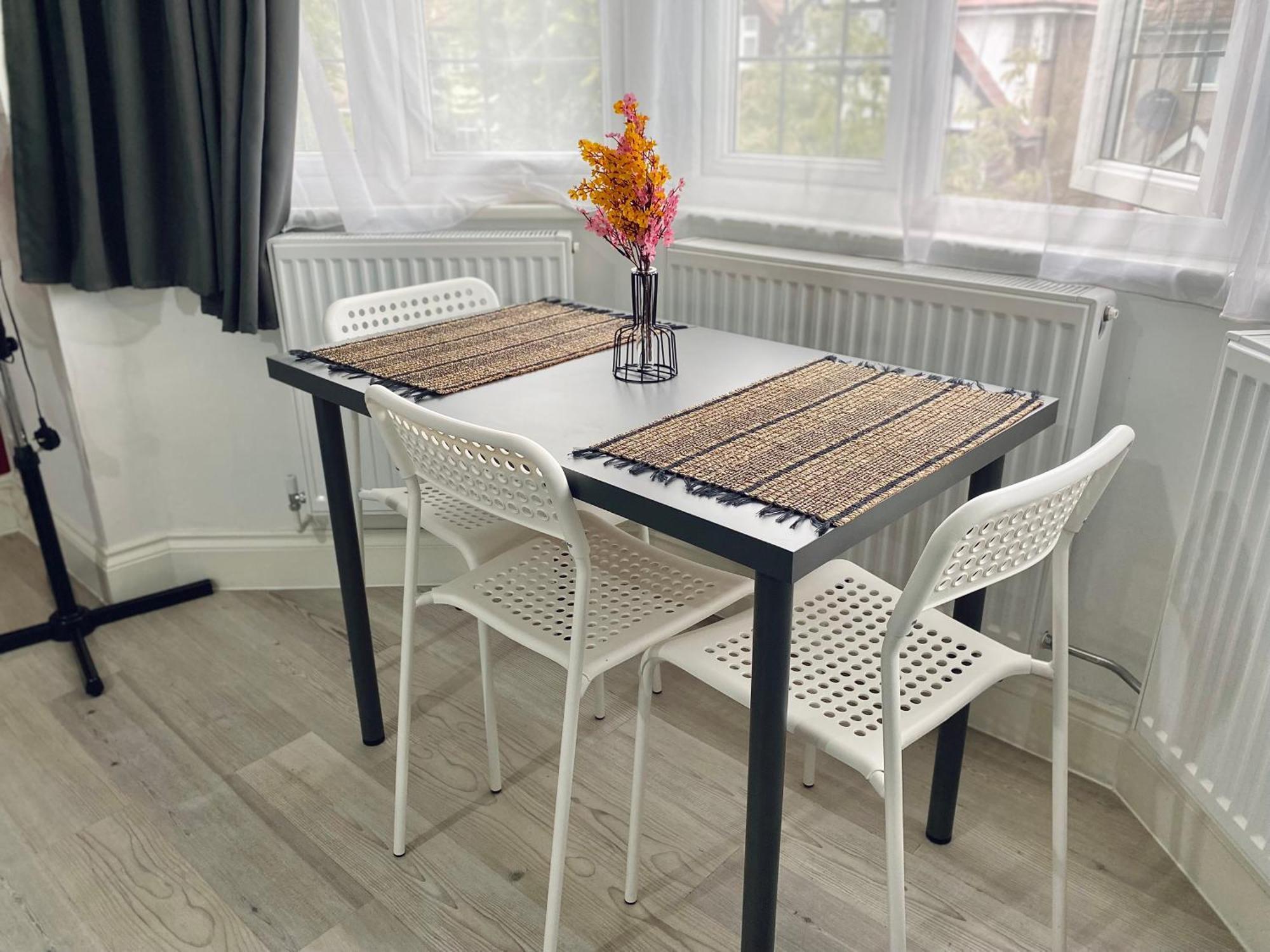 Charming Studio 30Min To Central London Londres Exterior foto